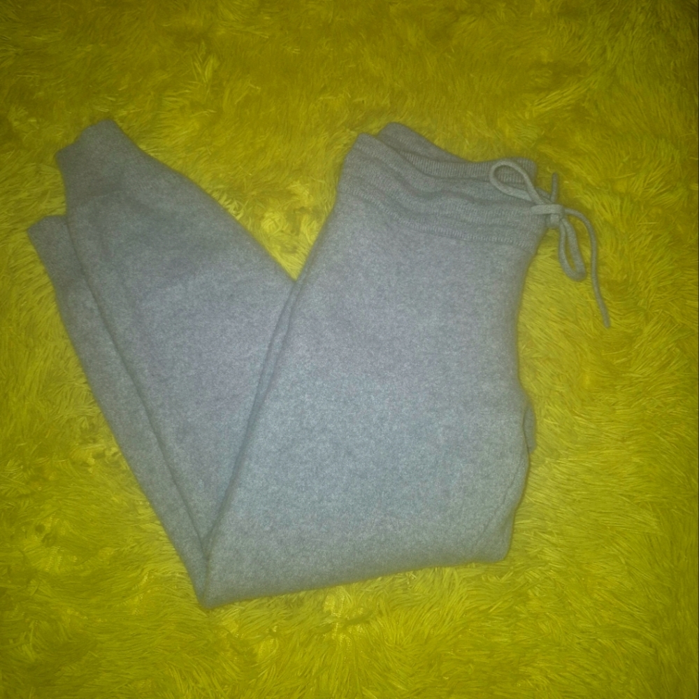 Saks fifth Ave cashmere joggers